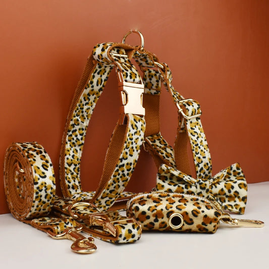 New Arrival Customized Designer Logo Leopard Print on Brown Base Soft Cotton Dog Collar Leashes Harness Poo Bag Holder